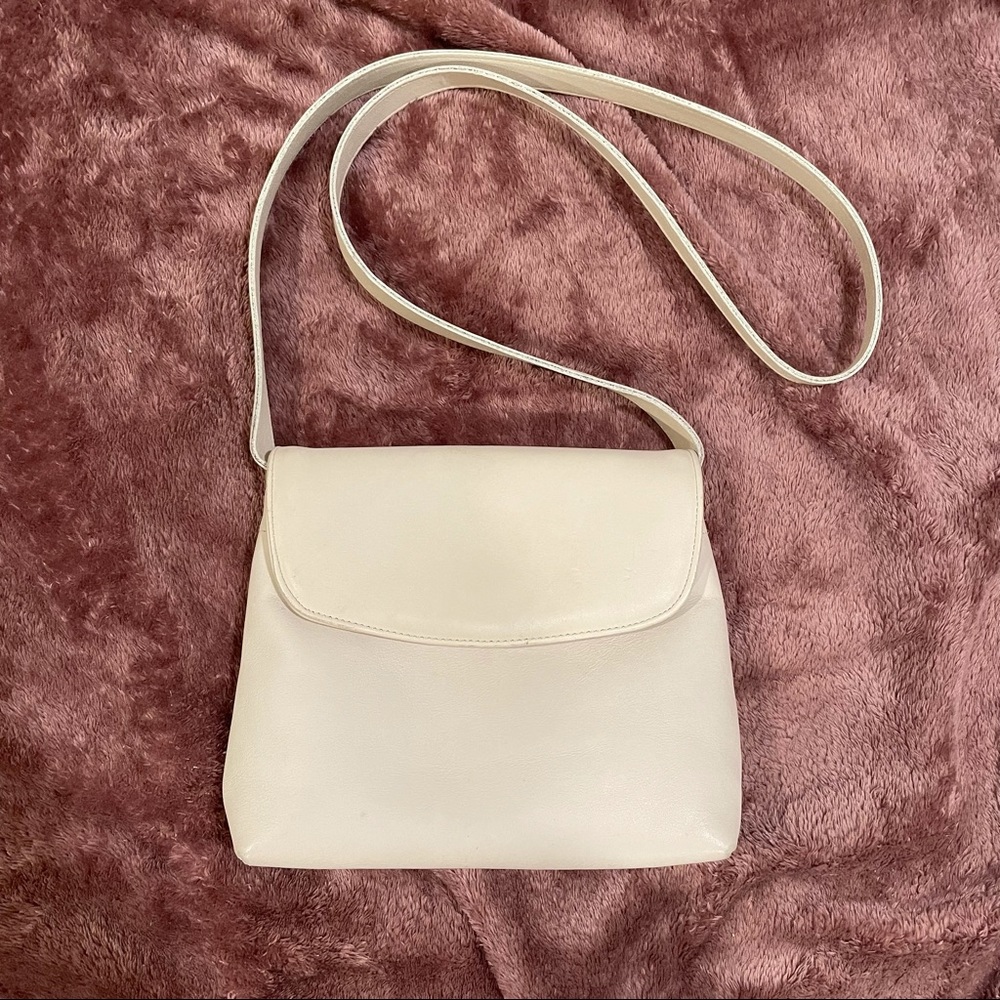 Vintage coach crossbody bag